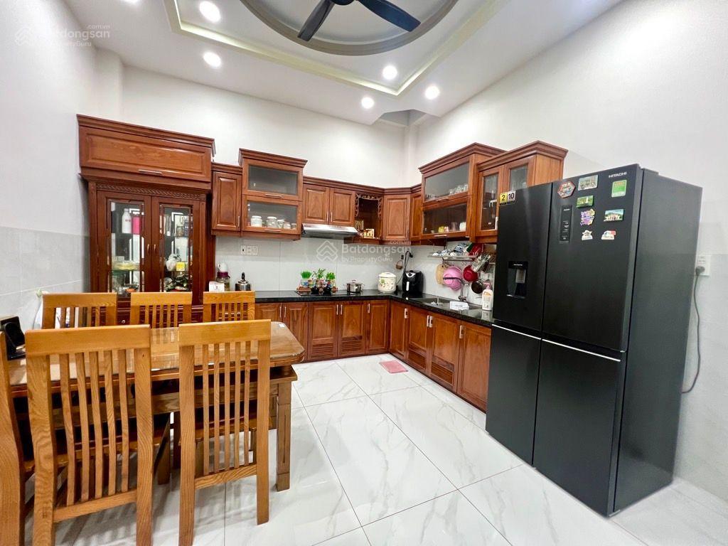 Nhà lê văn quới 52m2  3 tầng  khai thác đa dạng