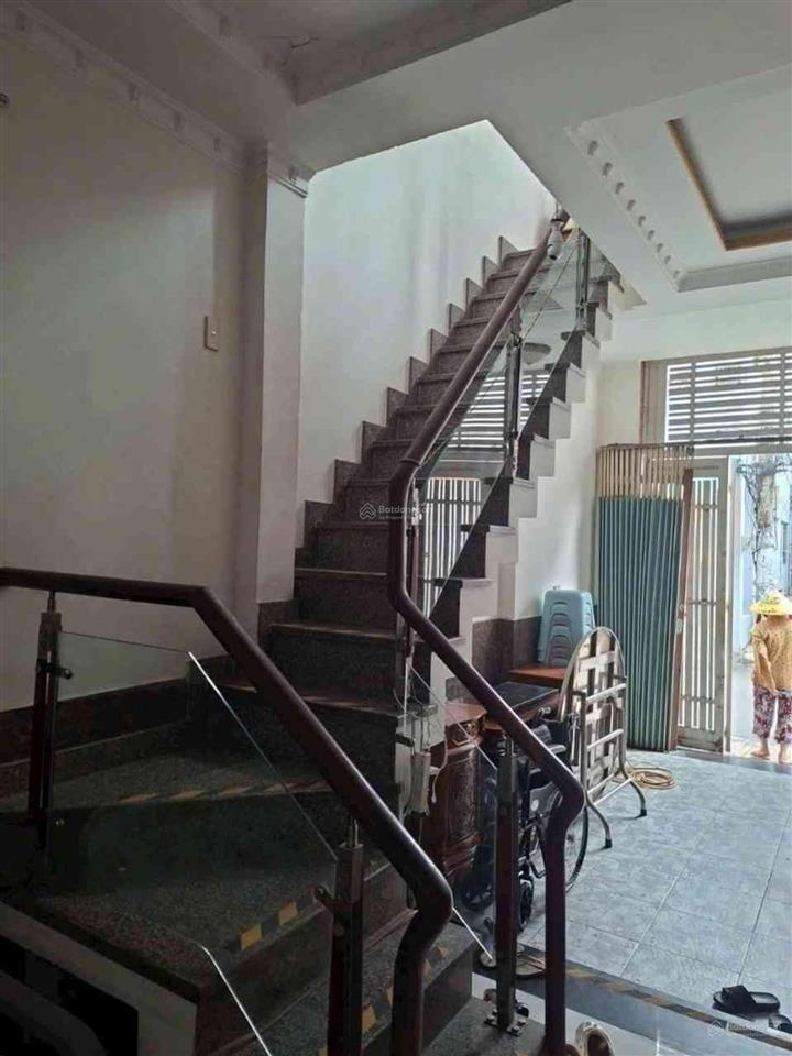 Bán nhà 2 tầng 50m2, bình trị đông  chưa tới 4tỷ
