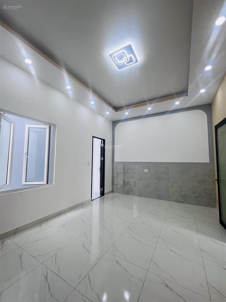 Nhà mới ở ngay 66m2  ngang rộng 5.5m  khu lê văn quới