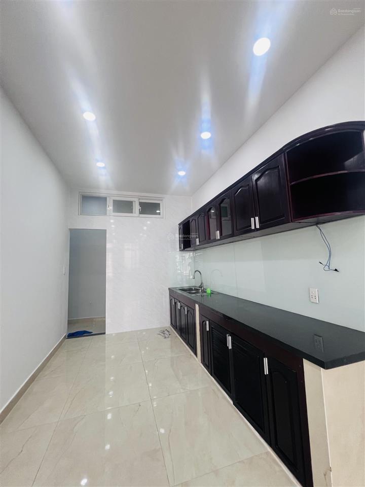 Nhà mới ở ngay 66m2  ngang rộng 5.5m  khu lê văn quới