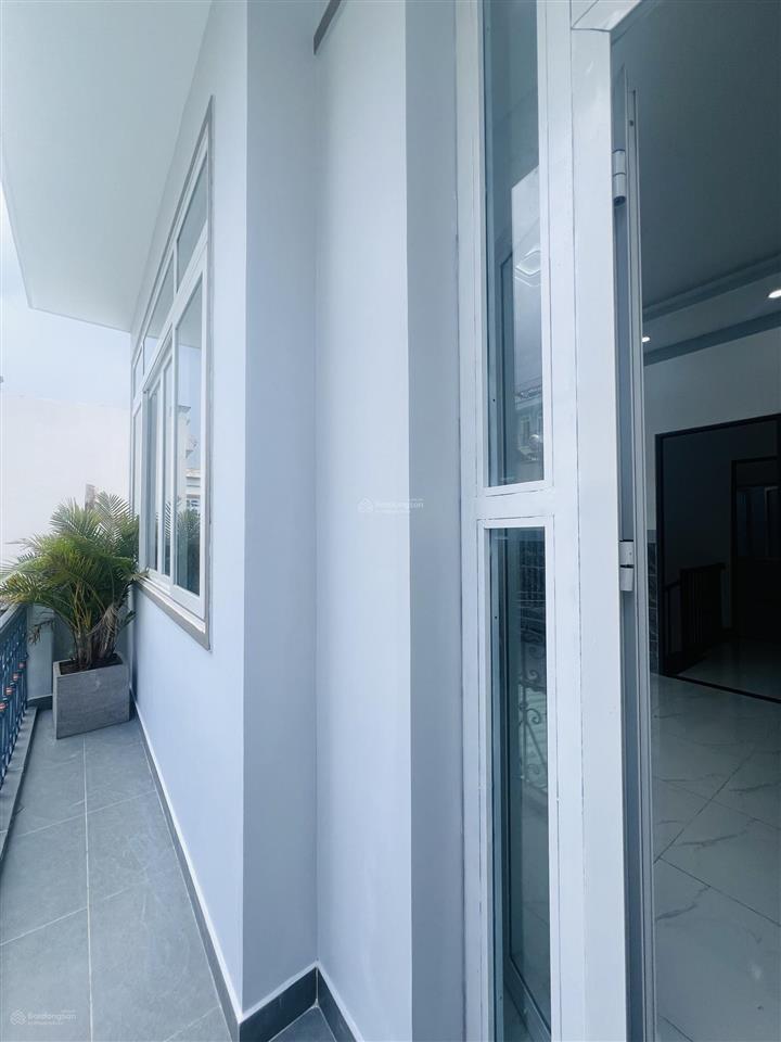 Nhà mới ở ngay 66m2  ngang rộng 5.5m  khu lê văn quới
