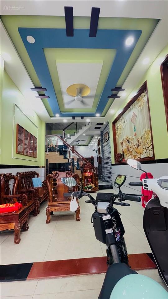 Ngã tư 4 xã  64m2  nhỉnh 5t còn thương lượng