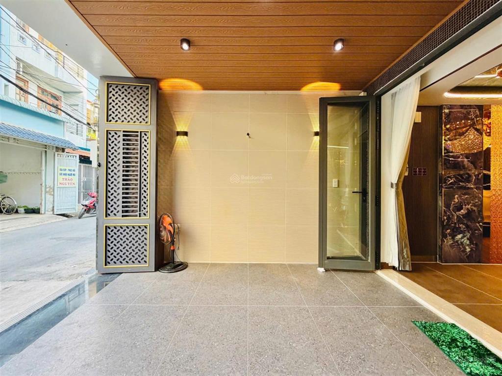 Hàng hiếm ngay cư xá phú lâm d, 80m2, 5 tầng btct,5 phòng nội thất xịn, có thang máy, kế st mega