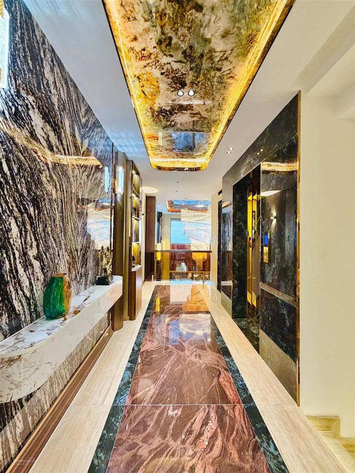 Hàng hiếm ngay cư xá phú lâm d, 80m2, 5 tầng btct,5 phòng nội thất xịn, có thang máy, kế st mega