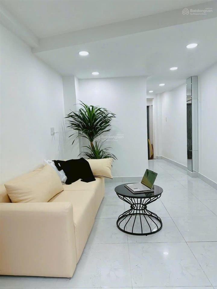 Hàng mới đầu năm 2026. nhà 40m2 lê văn sỹ, phú nhuận gần nhà thờ 3 chuông. xây 3 tầng, bán 2 tỷ 550