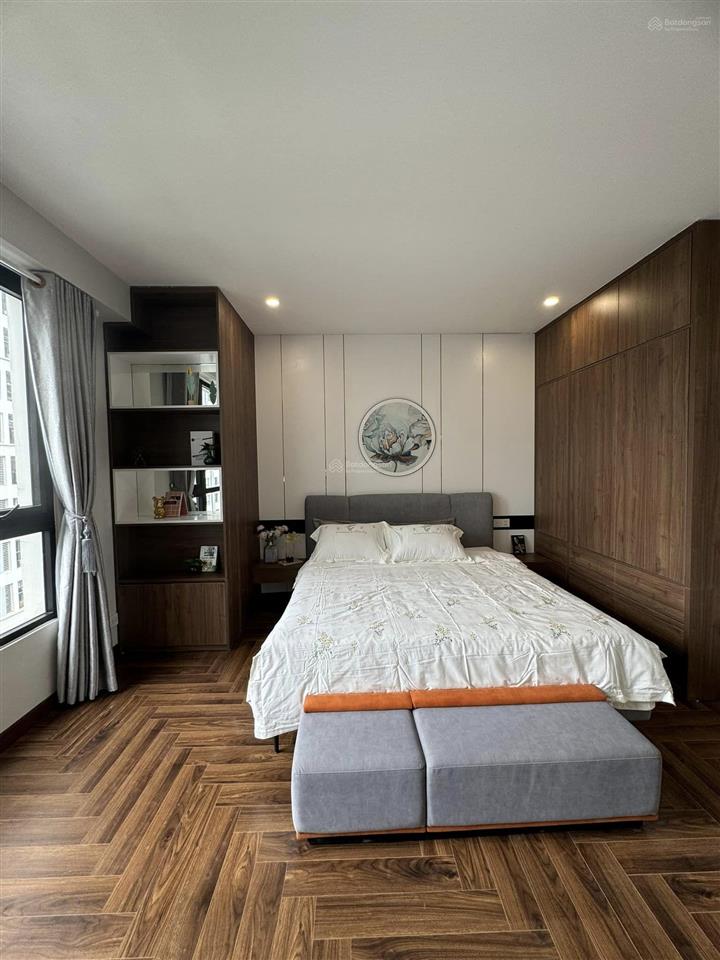 Bán chcc eco lake view 32 đại từ. dt 112m2 có 3pn 2wc căn góc cực đẹp view hồ linh đàm