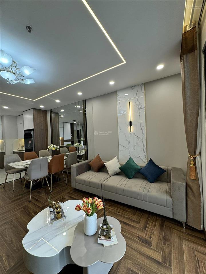 Bán chcc eco lake view 32 đại từ. dt 112m2 có 3pn 2wc căn góc cực đẹp view hồ linh đàm