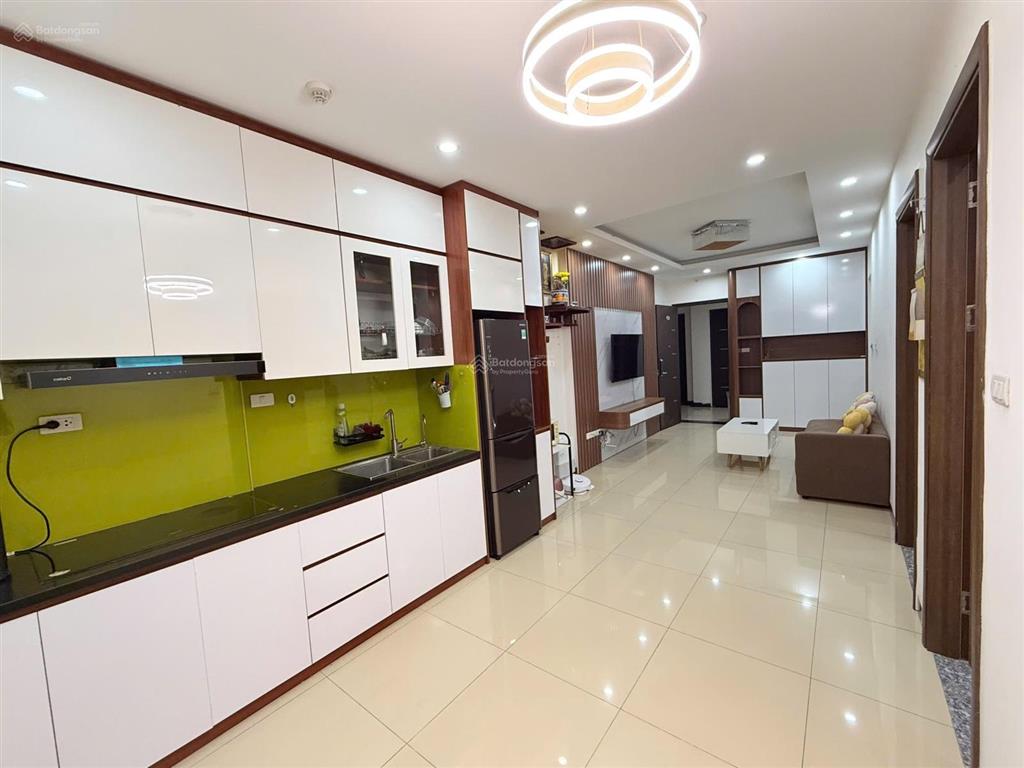 Cần bán gấp chcc tại số 89 thịnh liệt tòa nhà hồng hà tower