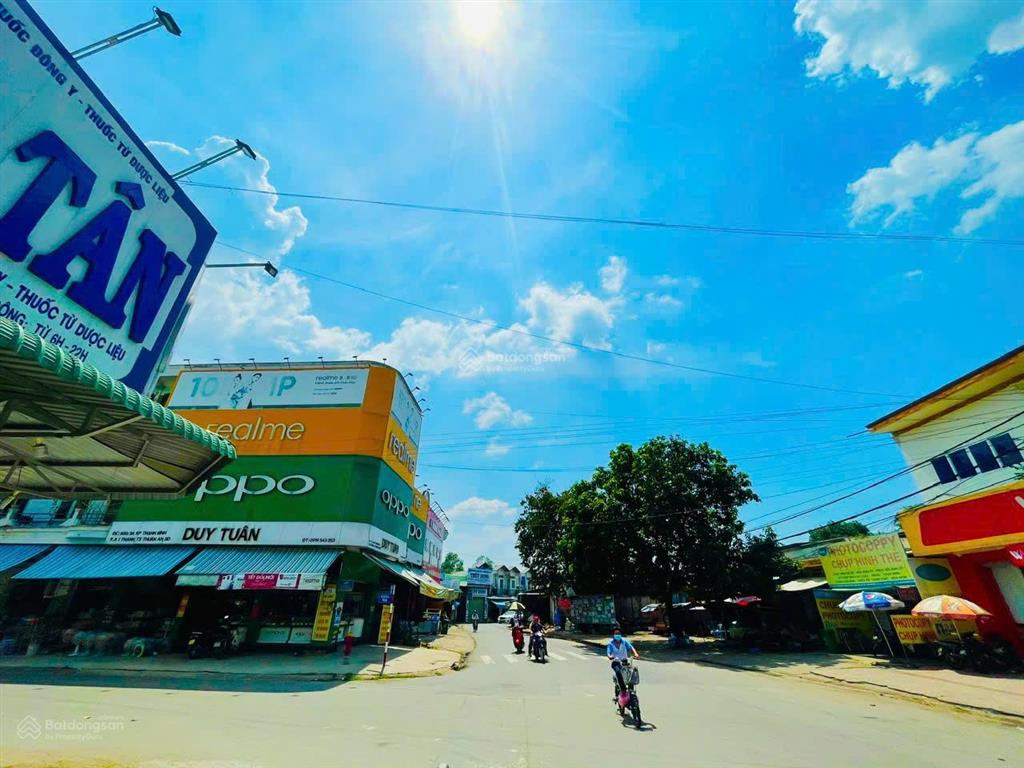 Bán nhà mặt tiền 5m diện tích 125m2 ngay vị trí trung tâm phường thuận an  giá 3.5 tỷ
