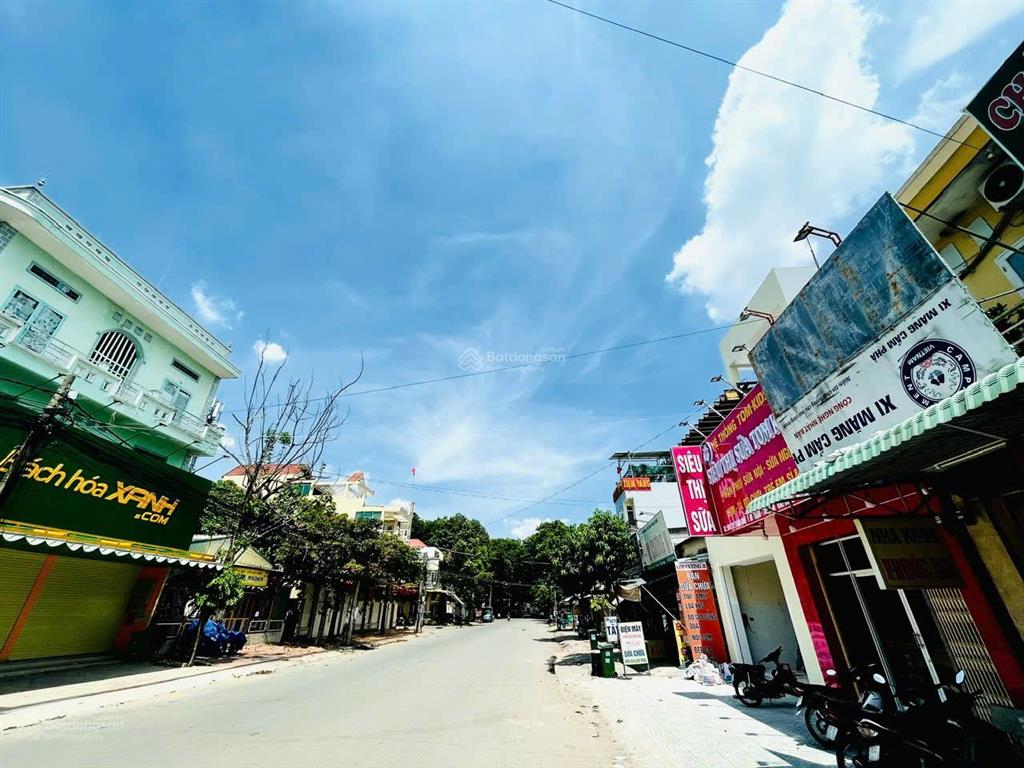 Bán nhà mặt tiền 5m diện tích 125m2 ngay vị trí trung tâm phường thuận an  giá 3.5 tỷ