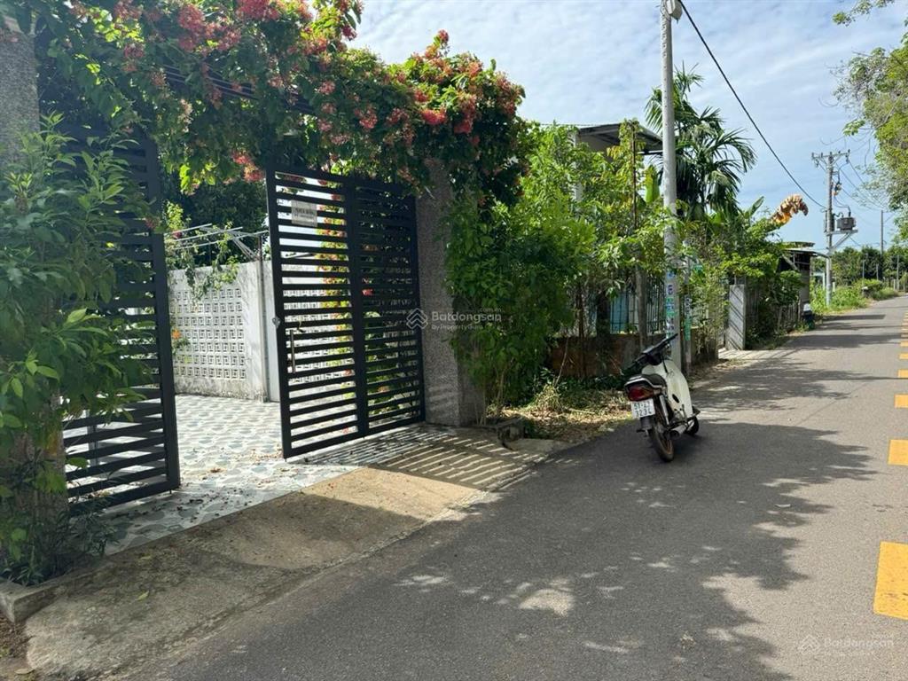 Đất ngộp (12x40)=480m² sổ riêng, thổ cư, sát chợ, đường nhựa 12m giá 660tr