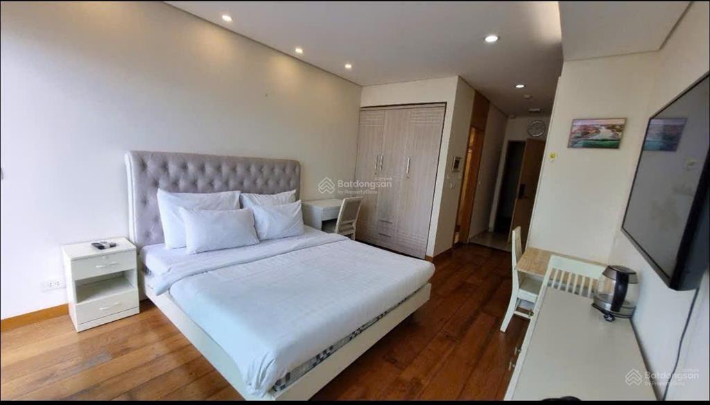 Chỉ 2ty1 bán nhanh căn studio view biển có sổ, tầng 11, đông nam  20 trần phú