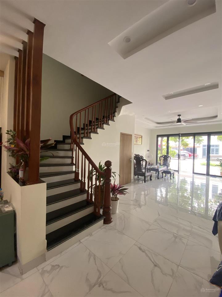 Chính chủ chuyển đổi nhu cầu lên căn lớn hơn nên bán liền kề 75m tại khu đô thị geleximco