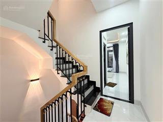 Nhà gò vấp giáp ranh pn  hẻm xe hơi 7 chỗ  50m2 (3.5x15)  4 tầng  nhà mới dọn vào ở ngay