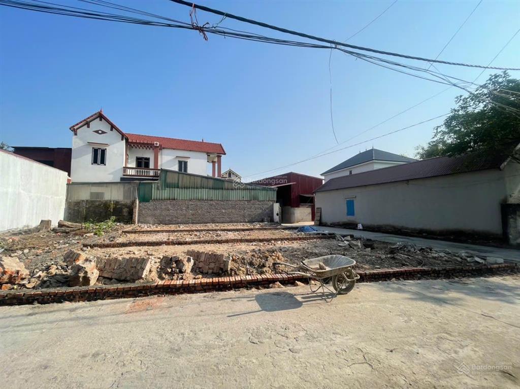 Tdp yên xá phan đình phùng phường mỹ hào, dt 73m2. lô góc hai mặt tiền. đương thông ô tô