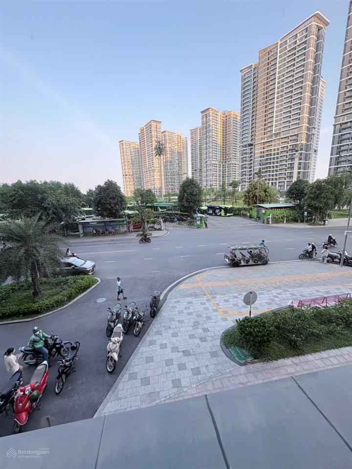 Căn 2pn phân khu the tropical vinhomes grand park giá 3,92 tỷ