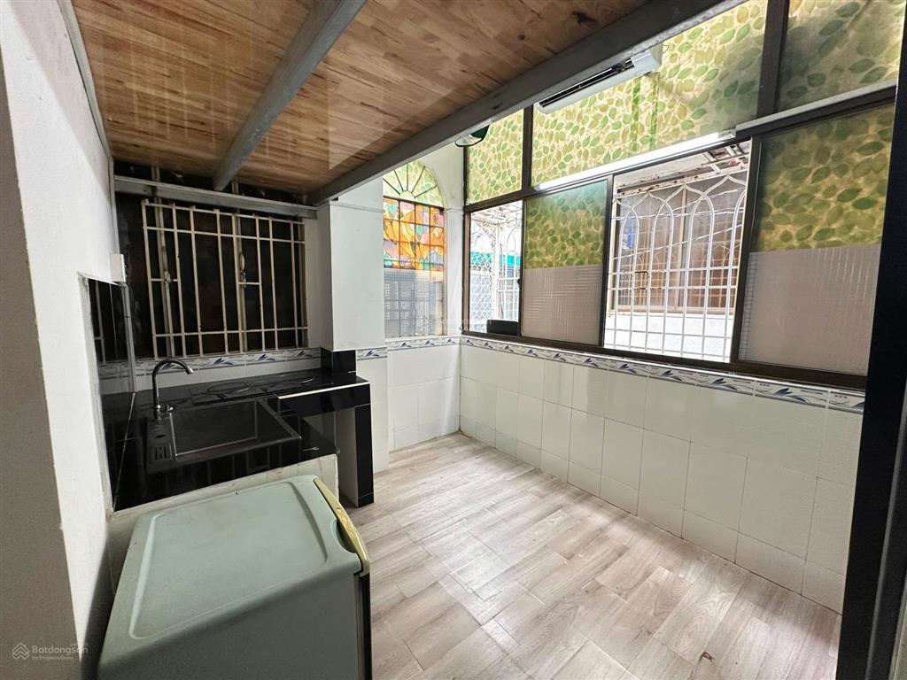 Cho thuê căn hộ duplex (gác), q10, đường ngô gia tự, gần đh kinh tế (ueh), đh y dược, vạn hạnh mall