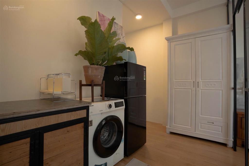 Cho thuê căn hộ 1pn, ban công, quận 4, đường vĩnh hội, gần cầu kênh tẻ, cầu ông lãnh, công viên
