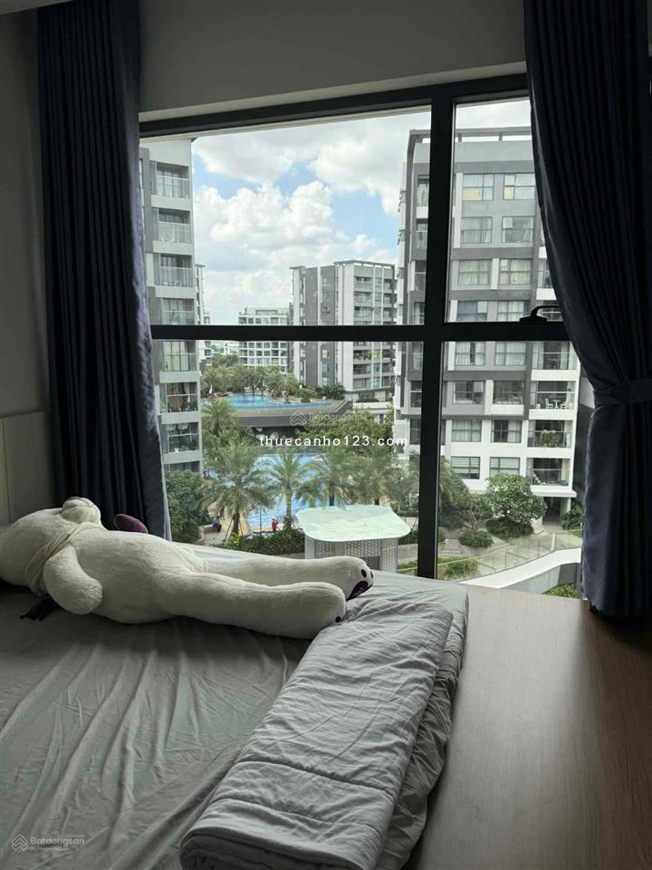 Chính chủ nhượng lại căn hộ celadon city 2pn 53m2 full nội thất