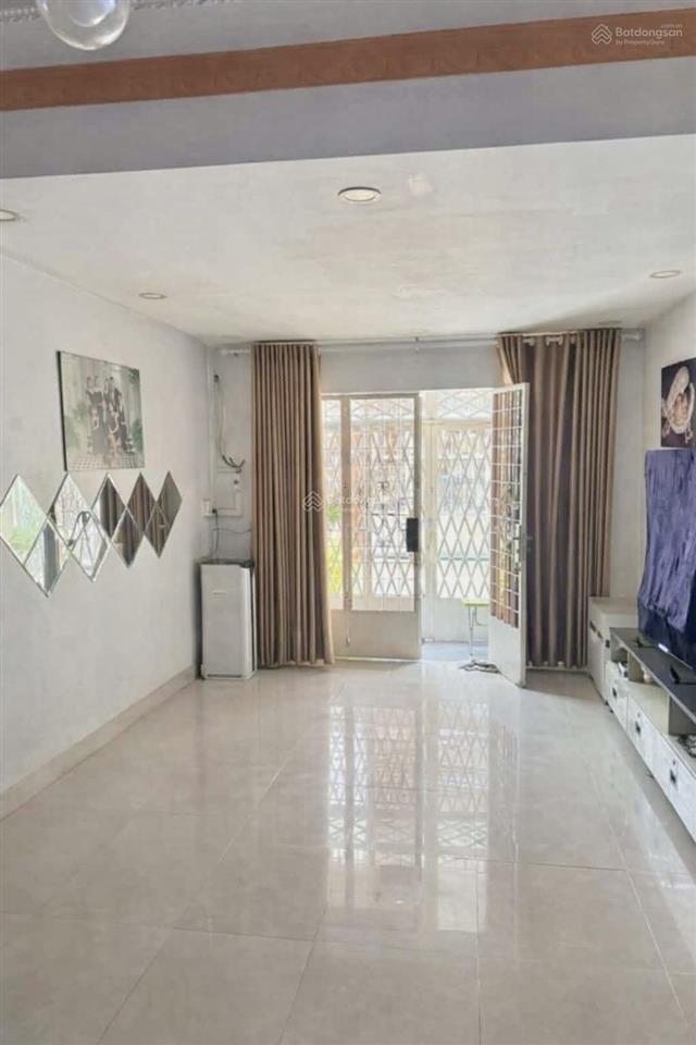 Hàng hiếm mt 3 tầng lê quang sung q6  vị trí đắc địa kinh doanh mọi ngành nghề  giảm mạnh 450tr