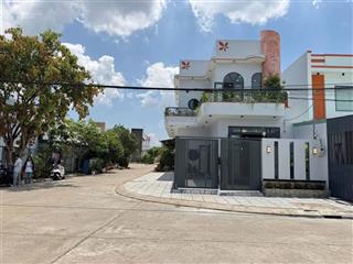 Bán nhanh nhà đường trịnh quang nghị q8, dt 110 m2, giá thương lượng mạnh, sổ hồng riêng