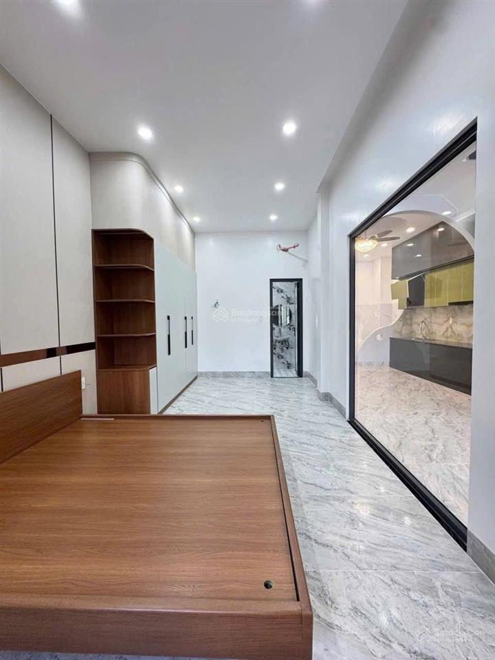 Bán nhanh nhà đường trịnh quang nghị q8, dt 110 m2, giá thương lượng mạnh, sổ hồng riêng