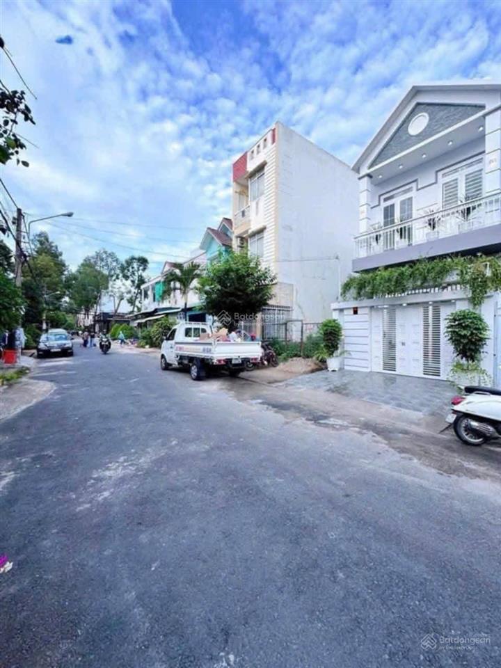 Bán nhanh nhà riêng đường phạm văn hai ngang 5m dài 23,4m, tổng 117 m2, shr
