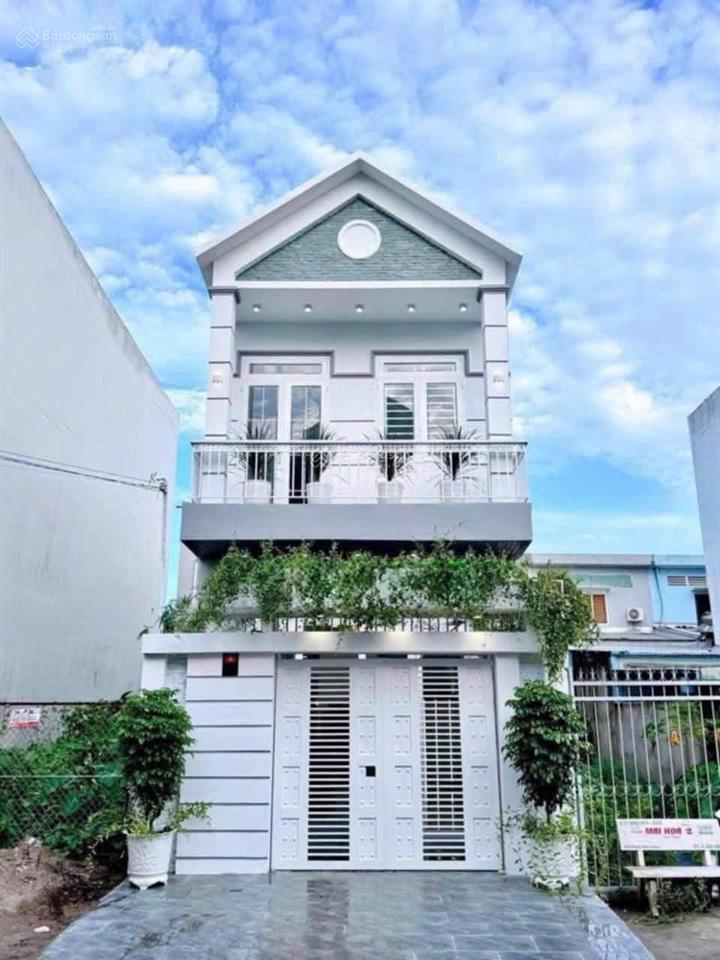 Bán nhanh nhà riêng đường phạm văn hai ngang 5m dài 23,4m, tổng 117 m2, shr