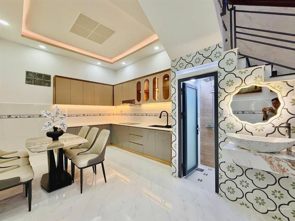 Nhà đặng thùy trâm sẳn hợp đồng thuê 25tr/tháng  nhà pháp lý chuẩn  giá chỉ 5tỷ8 còn thương lượng