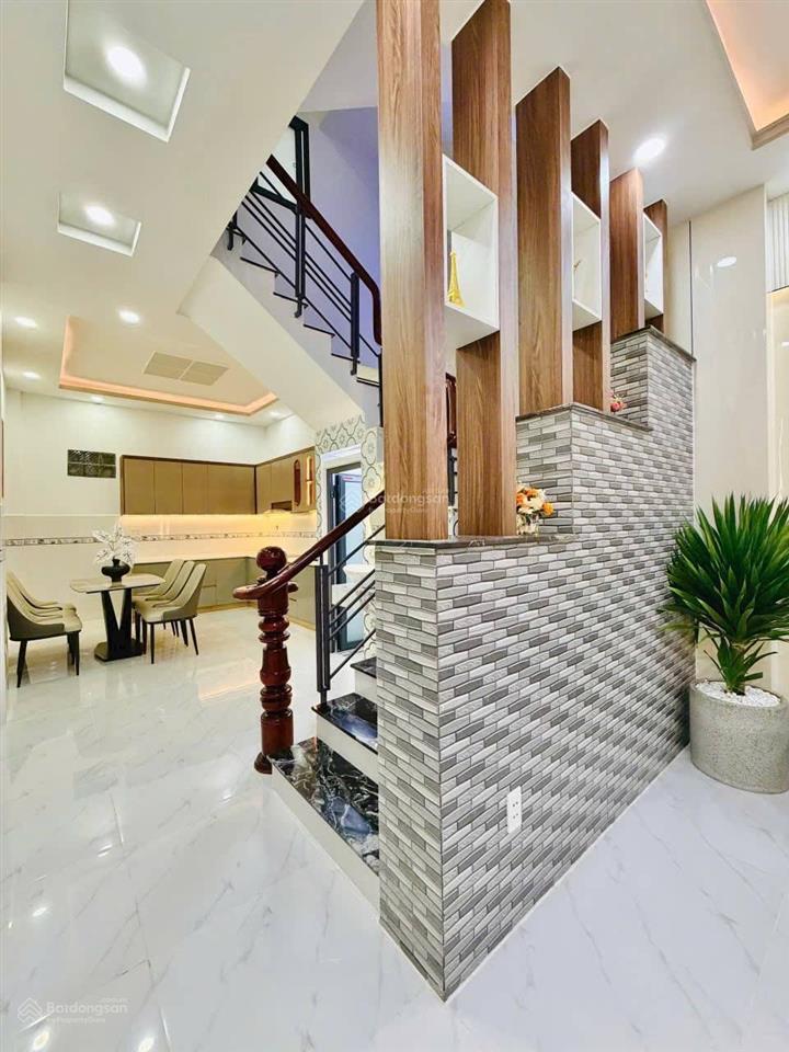 Nhà đặng thùy trâm sẳn hợp đồng thuê 25tr/tháng  nhà pháp lý chuẩn  giá chỉ 5tỷ8 còn thương lượng