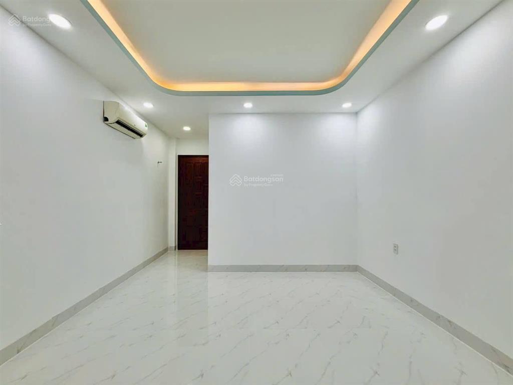 Nhà đặng thùy trâm sẳn hợp đồng thuê 25tr/tháng  nhà pháp lý chuẩn  giá chỉ 5tỷ8 còn thương lượng