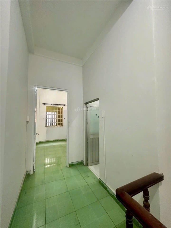 Bán nhà hxh đồng xoài dt 61m2  btct  vuông chuẩn  shr bao phí sang tên công chứng