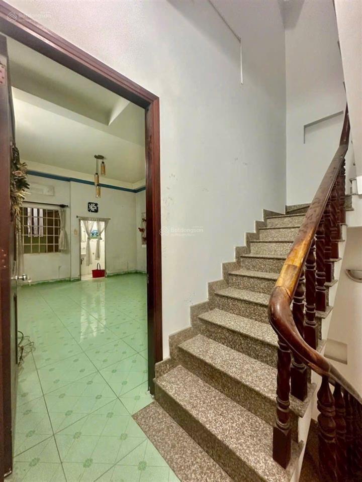 Bán nhà hxh đồng xoài dt 61m2  btct  vuông chuẩn  shr bao phí sang tên công chứng