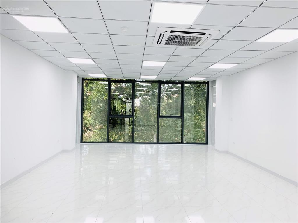 Cho thuê toàn bộ tòa nhà mới xây hiện đại mặt phố cầu diễn 150m2 x 8 tầng, mặt tiền 8m.