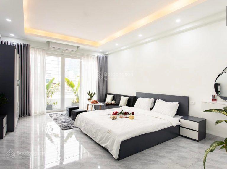 Cho thuê cả nhà 6 tầng làm homestay phố cổ gần nhà hát lớn, 5 ngủ, full đồ xịn, thang máy