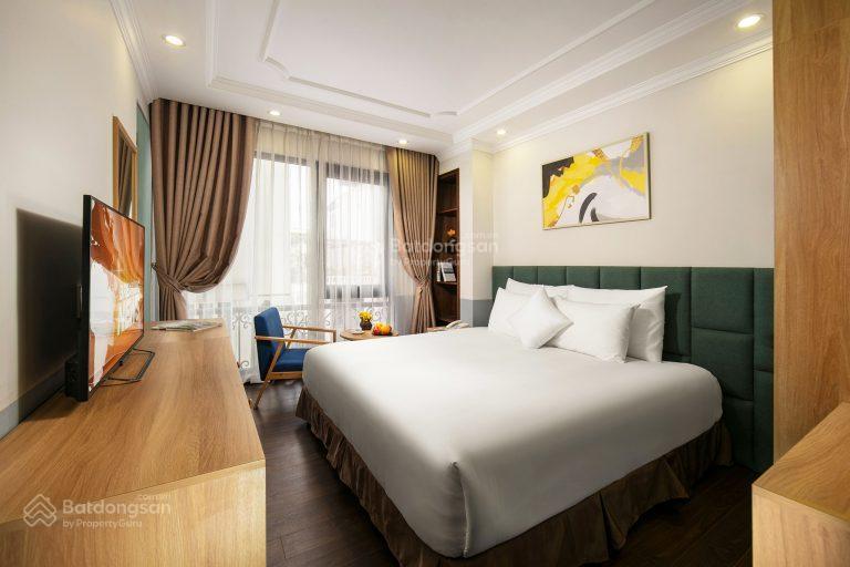 Cho thuê cả nhà 6 tầng làm homestay phố cổ gần nhà hát lớn, 5 ngủ, full đồ xịn, thang máy