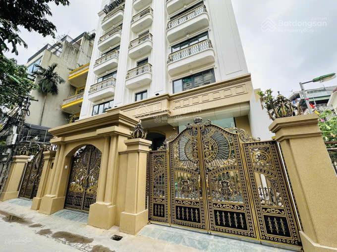 Cho thuê tòa nhà căn hộ mới xây phố võng thị gần hồ tây 270m2 x 7 tầng, mặt tiền 15m.