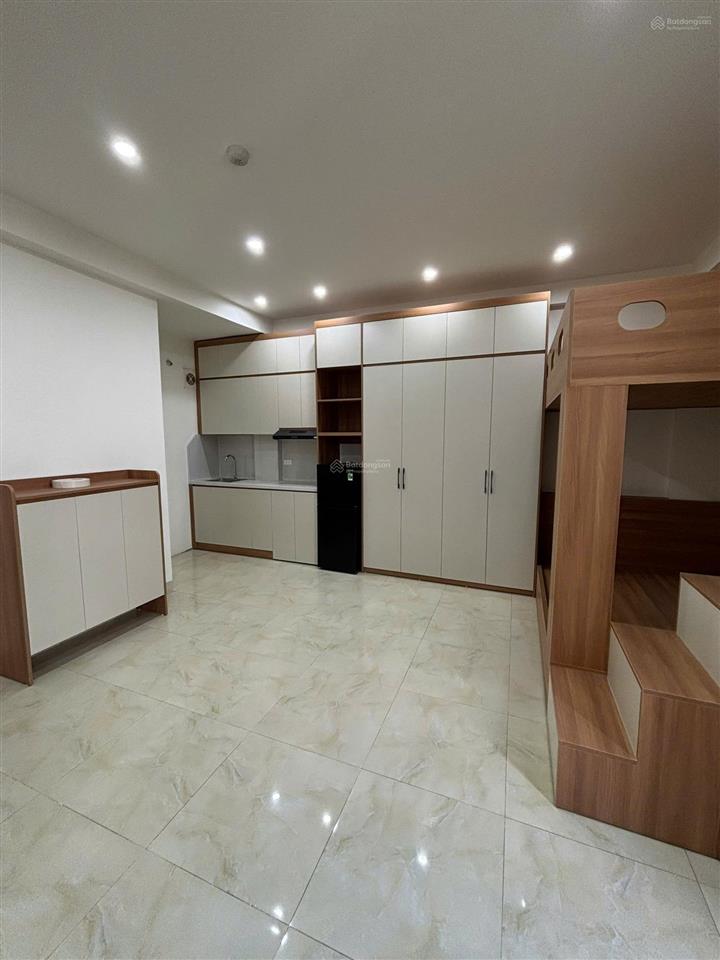 Cho thuê cả tòa nhà chung cư mini đường phú đô 100m2 x 7 tầng, 18p full đồ, pccc chuẩn.