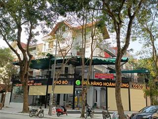 Cho thuê nhà phố định công 330m2 x 4 tầng, lô góc mặt tiền 25m. nhà đẹp, làm mọi mô hình.