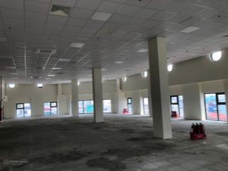 Cho thuê sàn thương mại tầng 3 mặt phố minh khai 650m2 thông sàn, pccc. giá thuê 130tr (bao vat)