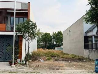 Chính chủ bán gấp lô đất ngay khu công nghiệp mỹ phước 3, 300m2 sổ sẵn