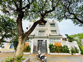 Giảm 4 tỷ  còn 26 tỷ  biệt thự lovera khang điền  17x20m  cn 268m2  lô góc cực đẹp.