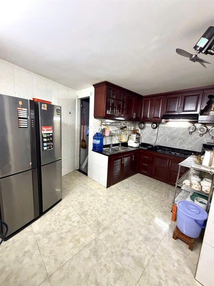 Bán nhà chiến lược giáp quận 6  5.5x18m 98m2  4 tầng  hẻm ô tô  nhỉnh 8 tỷ xíu.