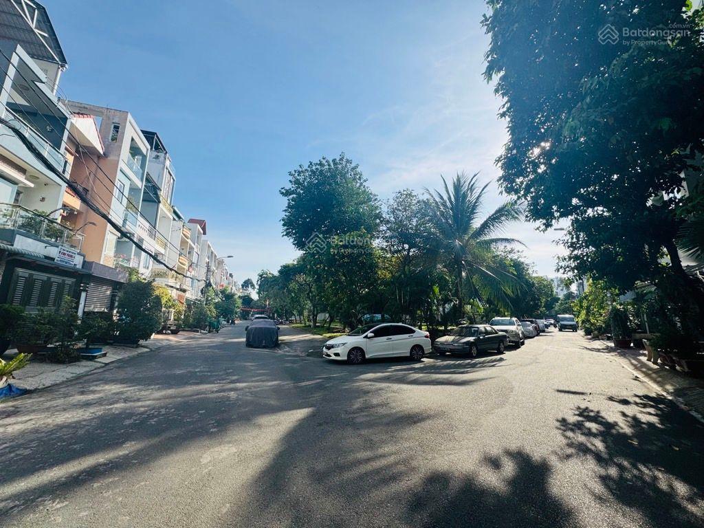 Bán nhà mặt tiền khu tên lửa  khu dân trí  4x22m 88m2 4 tầng giá chỉ 9 tỷ.