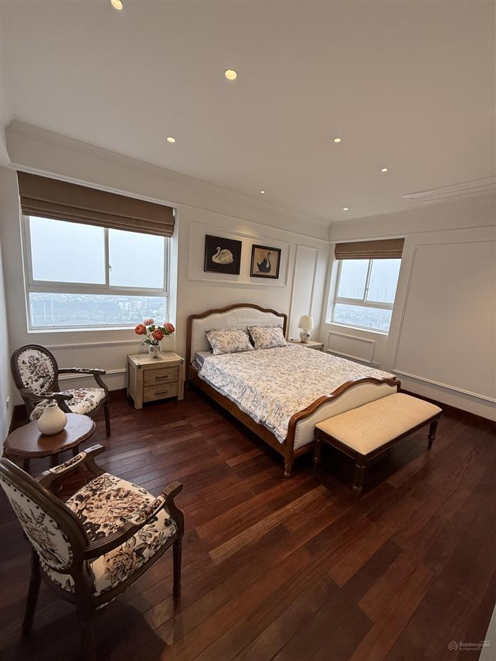 Cho thuê căn hộ 140m2, 3pn 2wc tại vinaconex 21  804 quang trung, nội thất cao cấp