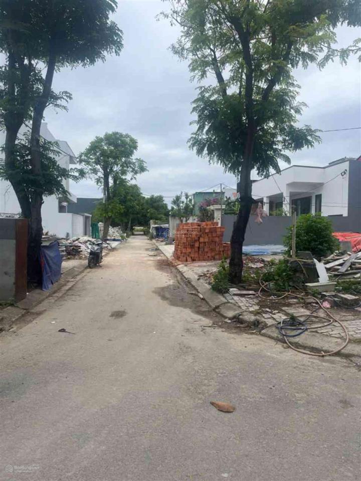 Hàng hiếm khó tìm  lô góc 2 mặt tiền trục phan văn định  sát biển nguyễn tất thành