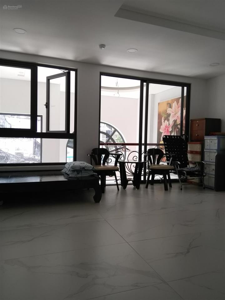 Chính chủ cho thuê phòng 45m2 giá 9,9tr/tháng, nhà mới sạch đẹp, xách vali vào ở ngay