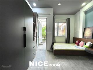 Studio ban công giáp phú nhuận 30m2