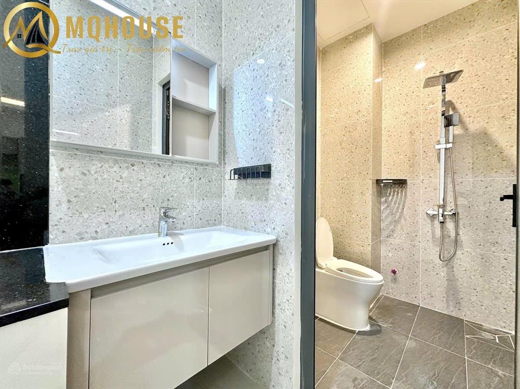 Phòng bancol thoáng mát  full nội thất  tại phú nhuận