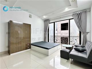 Căn hộ full nội thất  bancol lớn thoáng mát siêu đẹp tại bình thạnh